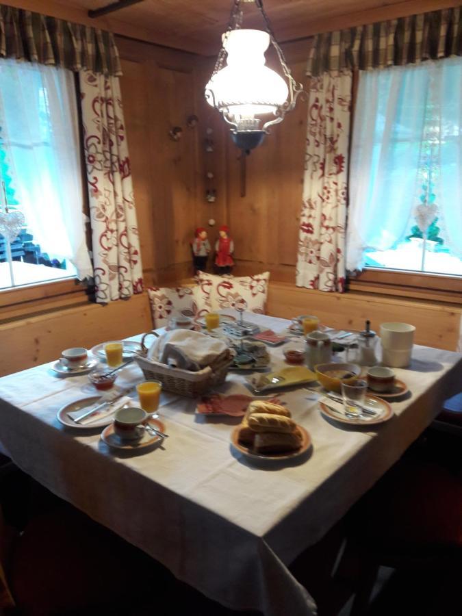 Gaestehaus Sahler ガシュルン エクステリア 写真