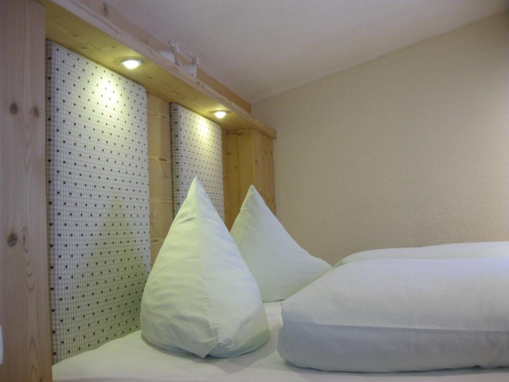 Gaestehaus Sahler ガシュルン 部屋 写真